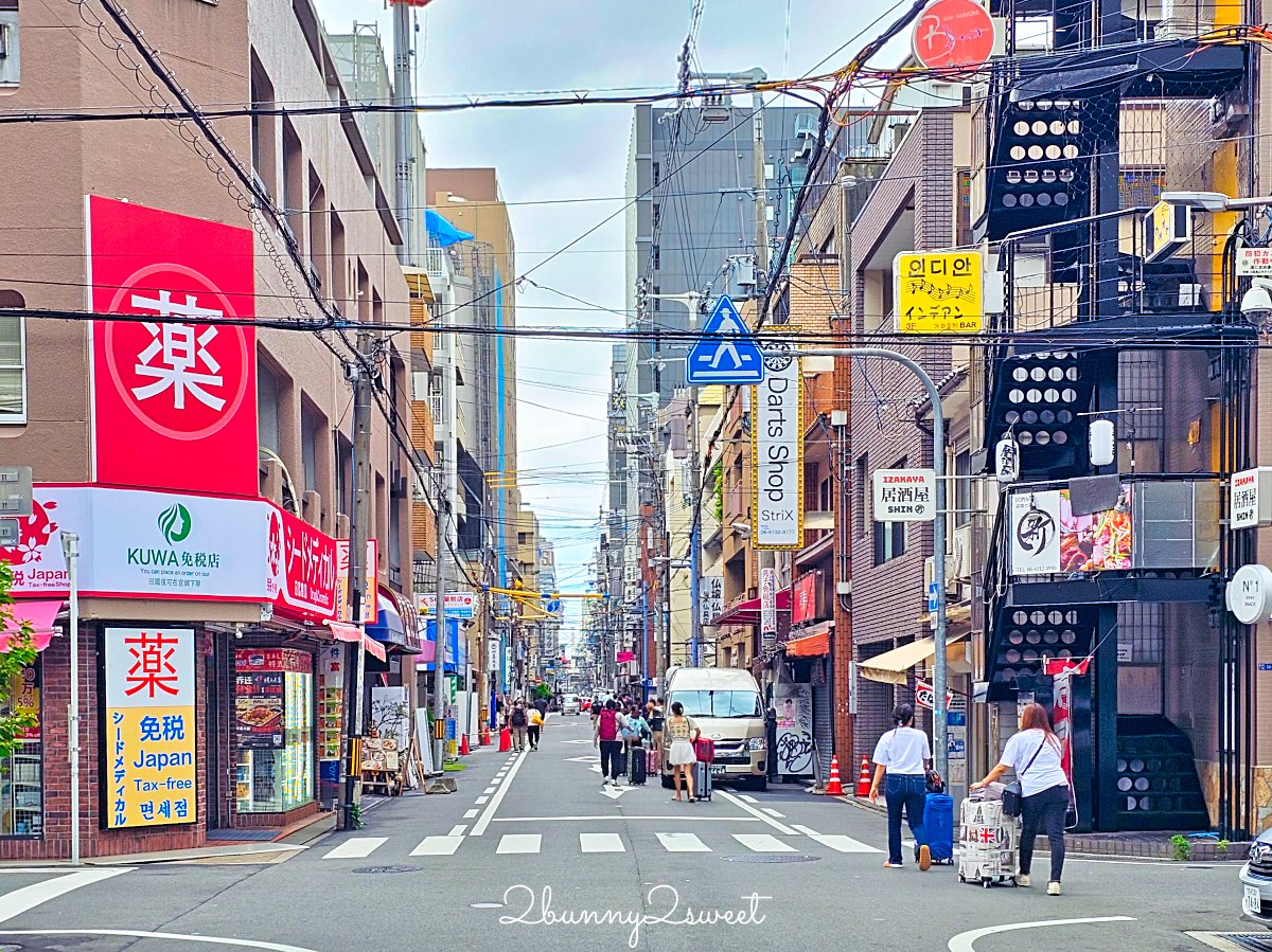 【WAYFARER Shinsaibashi】大阪心齋橋平價飯店推薦：單人到家庭單室套房都有，走路到道頓堀超方便 @兔兒毛毛姊妹花