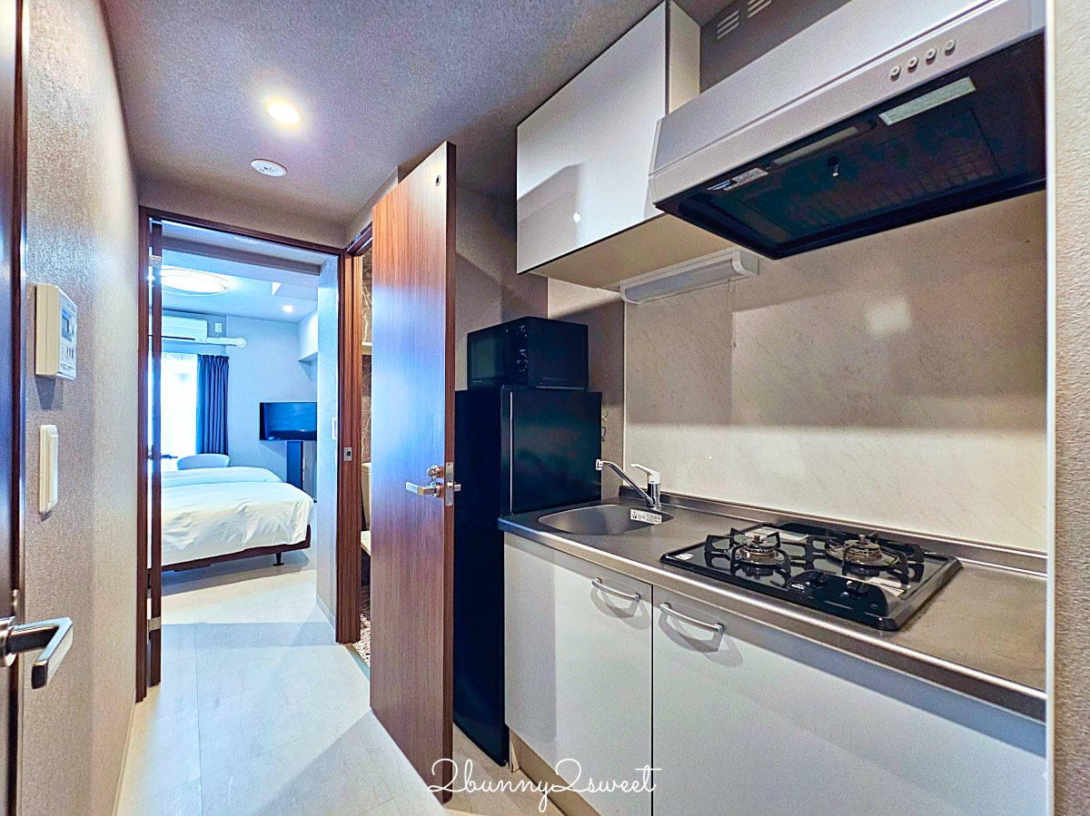 大阪公寓式飯店【道頓堀 Crystal Hotel Ⅲ】附廚房與洗衣機！交通方便、CP值超高的長住旅宿 @兔兒毛毛姊妹花
