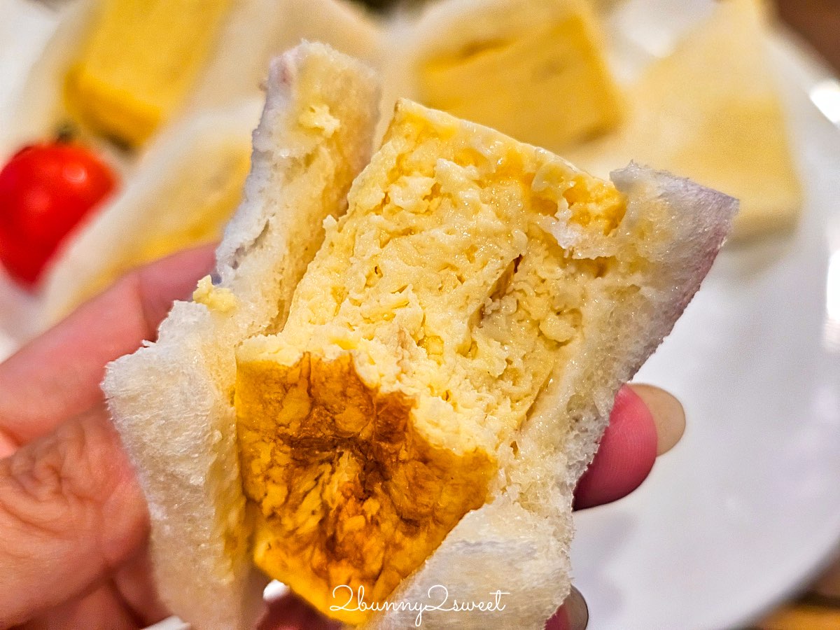 大阪美食【丸福珈琲店】昭和復古咖啡廳！香氣濃郁的深焙咖啡、厚蛋三明治與銅板鬆餅超經典 @兔兒毛毛姊妹花