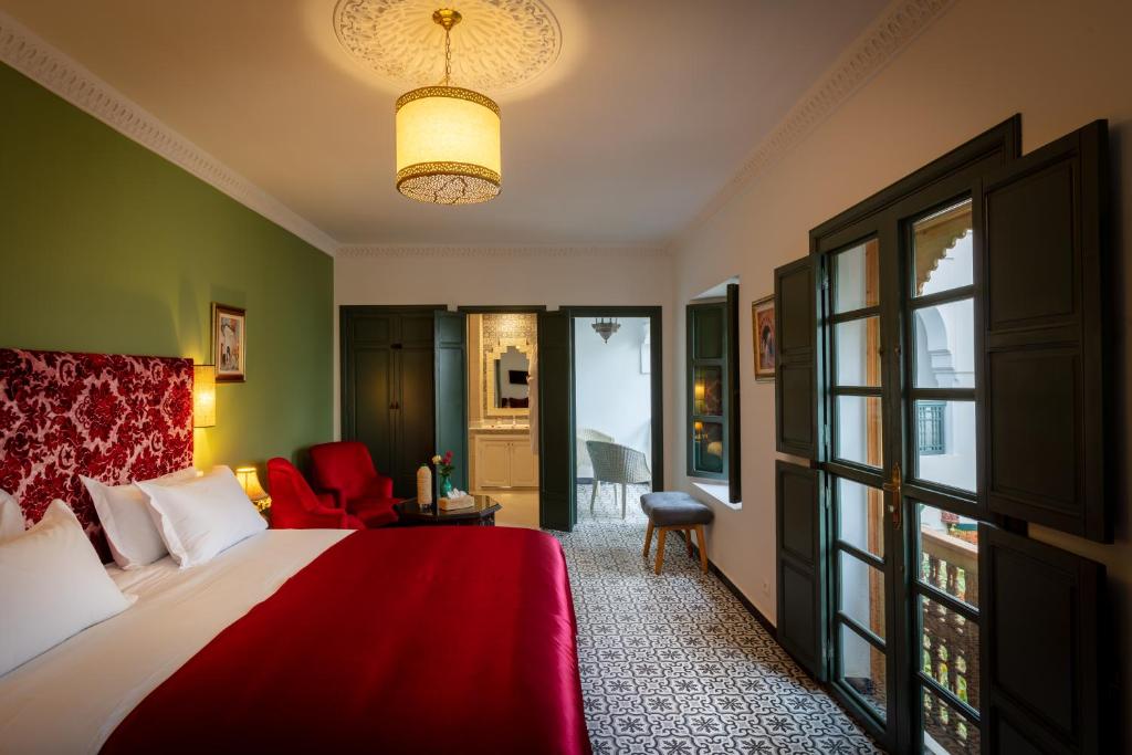 摩洛哥住宿【Riad Les Remparts de La Kasbah】馬拉喀什老城區絕美花園傳統庭院旅館 @兔兒毛毛姊妹花