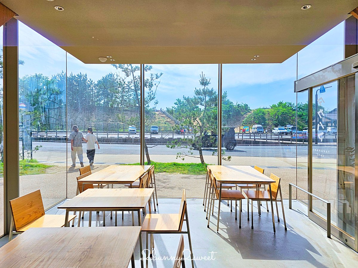 【Takahama Caf&eacute; 高濱咖啡】隈研吾操刀木質系咖啡館！面對鳥取砂丘絕美露台太好拍 @兔兒毛毛姊妹花