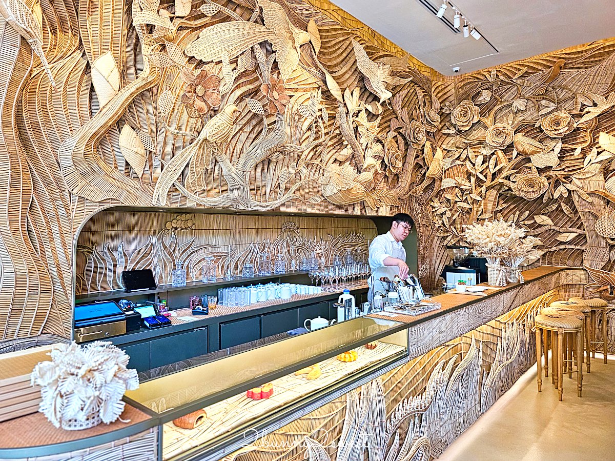 曼谷迪奧咖啡【Dior Gold House & Caf&eacute; Dior】夢幻藤編咖啡廳必點餐點與訂位攻略 @兔兒毛毛姊妹花