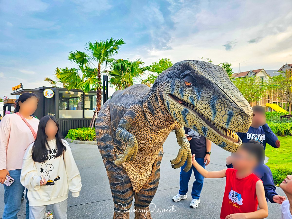 【曼谷侏羅紀世界 Jurassic World】沉浸式恐龍世界互動式冒險體驗，恐龍迷必訪！ @兔兒毛毛姊妹花