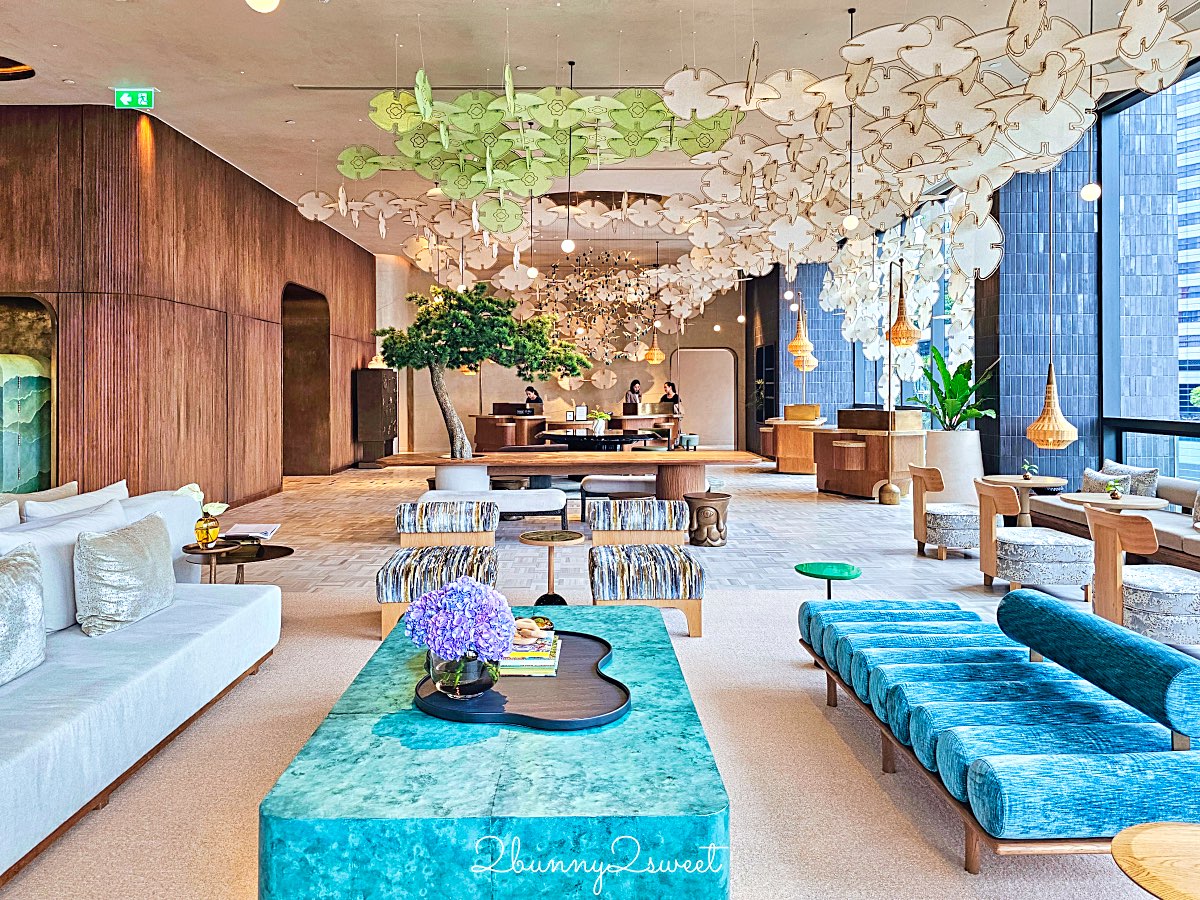 曼谷【KROMO Bangkok Curio Collection by Hilton】粉紅夢幻設計、絕美空中泳池、文青系早餐超驚艷！ @兔兒毛毛姊妹花