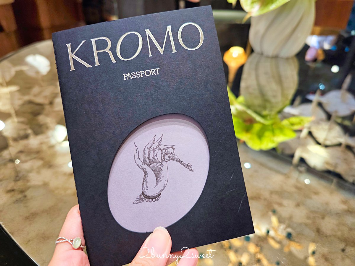 曼谷【KROMO Bangkok Curio Collection by Hilton】粉紅夢幻設計、絕美空中泳池、文青系早餐超驚艷！ @兔兒毛毛姊妹花