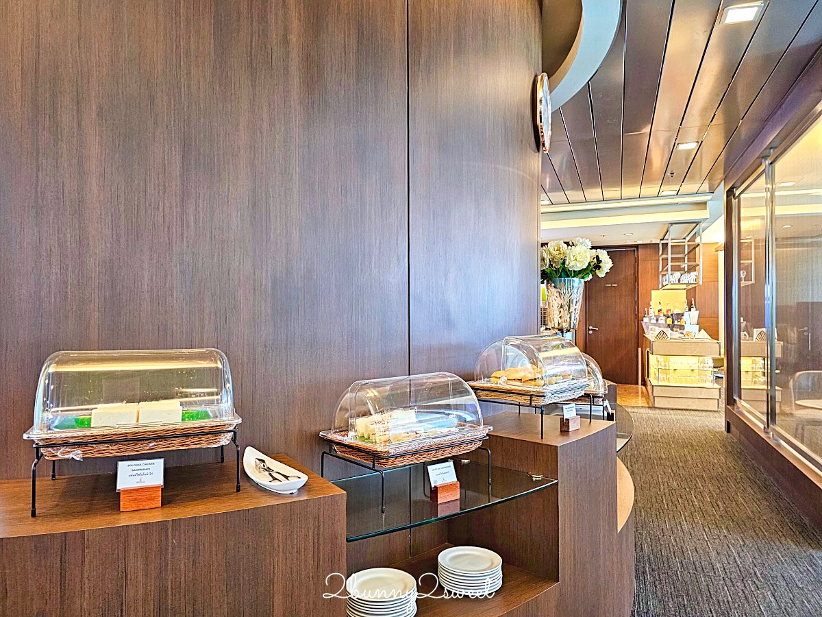 曼谷BKK機場JCB卡免費貴賓室【Miracle First Class Lounge】環境餐點實拍＋使用條件一次看懂 @兔兒毛毛姊妹花