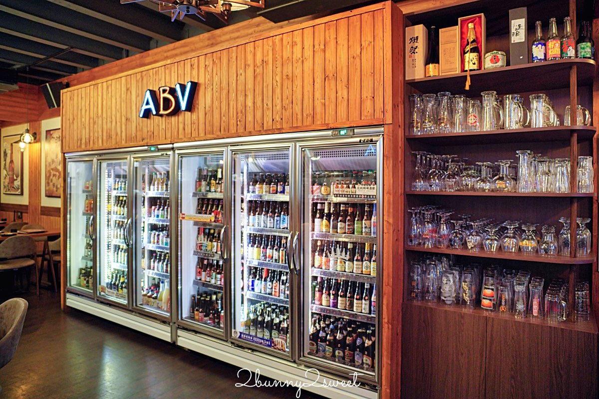 【ABV日式居酒館林口長庚店】林口長庚聚餐必吃居酒屋，稻草燒刺身 &times; 精釀啤酒300款！ @兔兒毛毛姊妹花