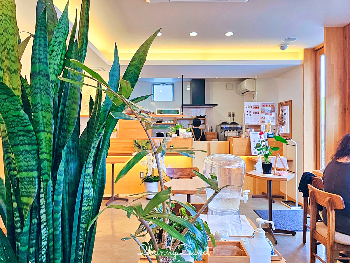 【le th&eacute; 池屋】鳥取境港水木茂大道上最療癒日系咖啡店，大山牛奶霜淇淋必吃 @兔兒毛毛姊妹花