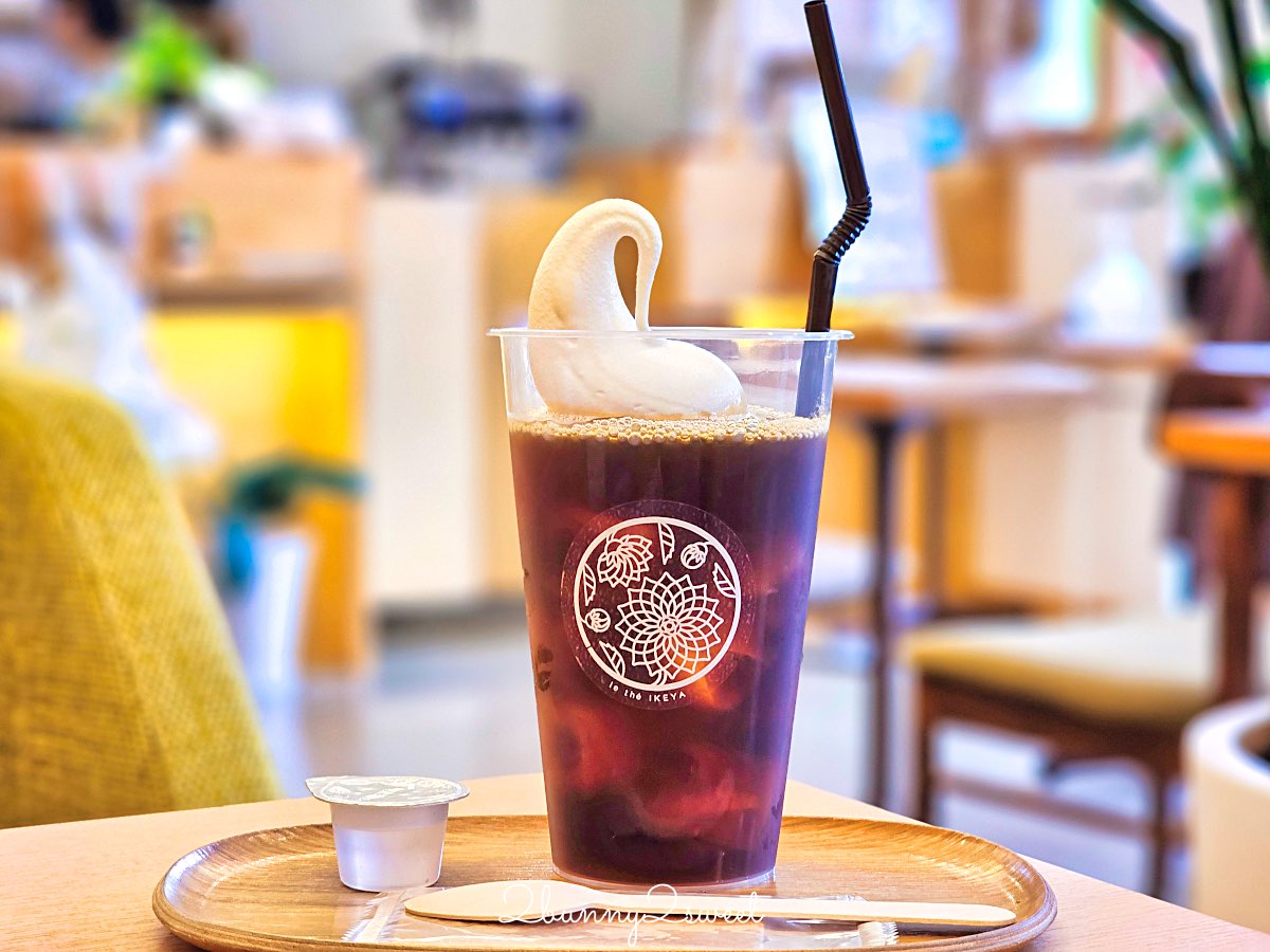 【le th&eacute; 池屋】鳥取境港水木茂大道上最療癒日系咖啡店，大山牛奶霜淇淋必吃 @兔兒毛毛姊妹花