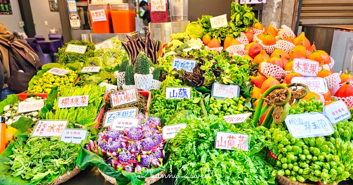 【烏來老街美食】老街野菜屋：河景第一排泰雅風味料理、原住民米食與野菜一次滿足！ @兔兒毛毛姊妹花