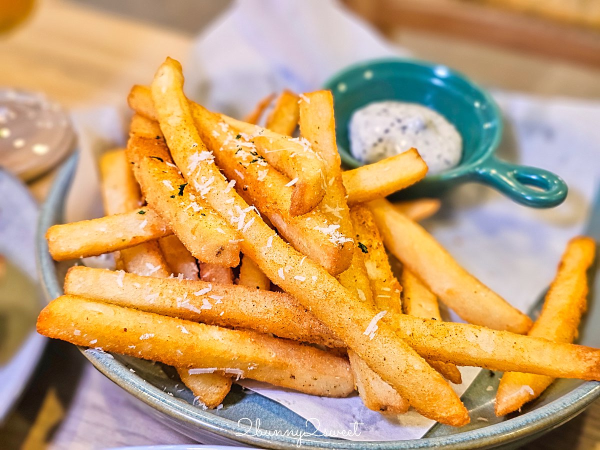 【青沐敦化店】台北小巨蛋美食推薦～人氣早午餐、義大利麵與燉飯，採光系咖啡館餐廳推薦 @兔兒毛毛姊妹花
