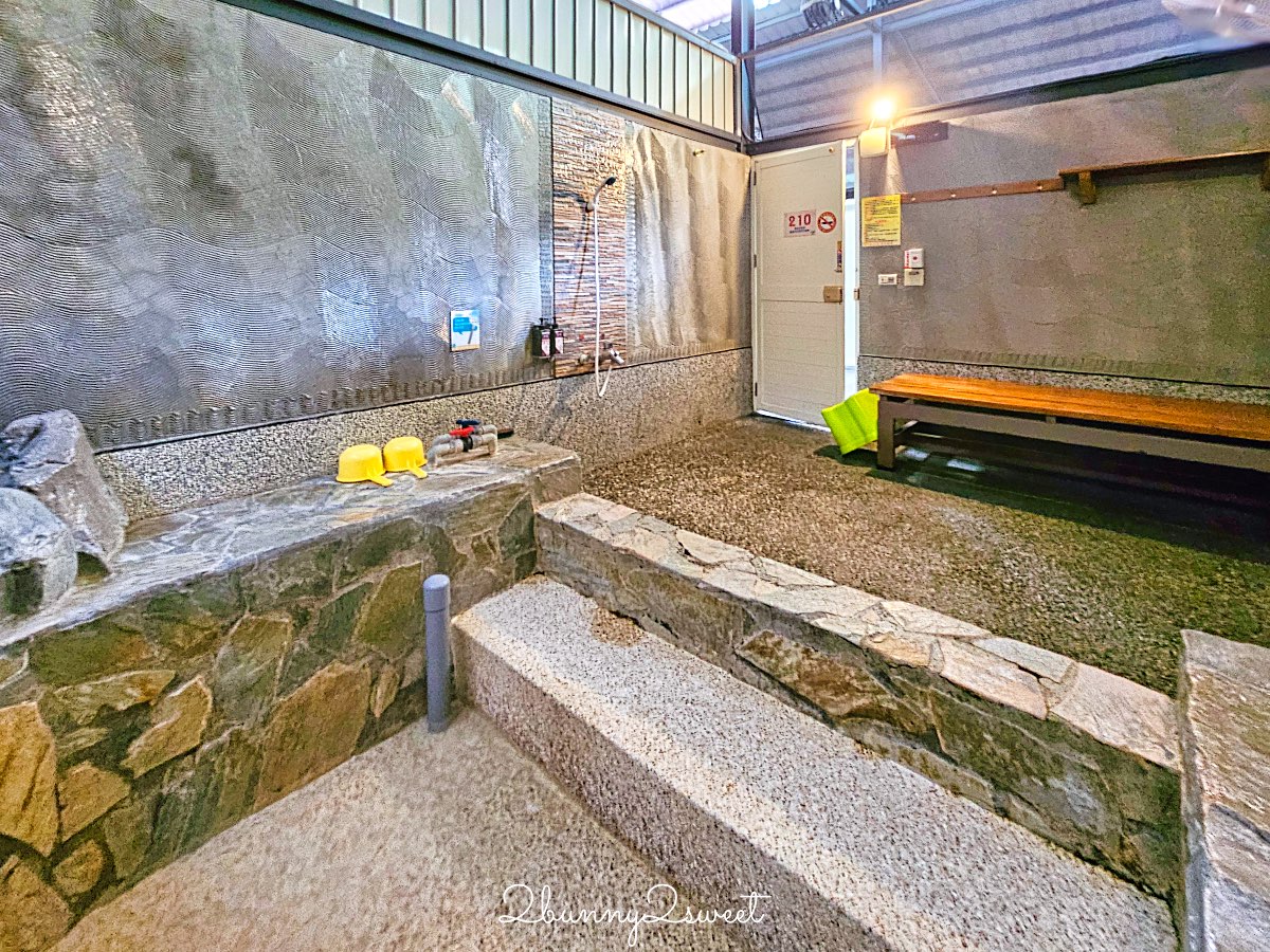【春水笈溫泉湯屋】礁溪平價湯屋推薦～24 小時營業、有停車場、湯池寬敞的礁溪泡湯選擇 @兔兒毛毛姊妹花