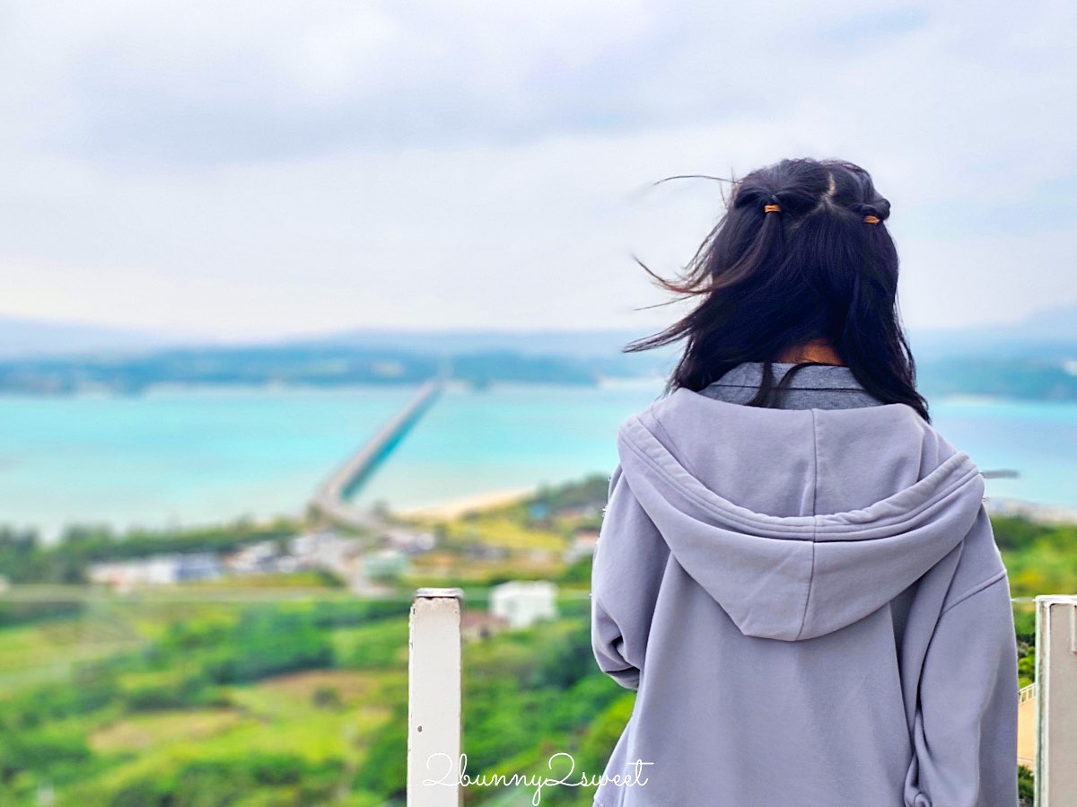 【古宇利海洋塔】室內看海＋戶外展望台一次收錄古宇利大橋全景，親子也適合的北部景點 @兔兒毛毛姊妹花