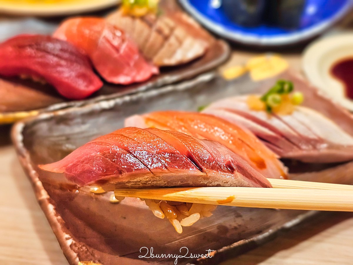 【廻転鮨 銀座おのでら 大阪店】銀座米其林壽司店平價版分店，心齋橋必吃壽司、黑鮪魚太強 @兔兒毛毛姊妹花