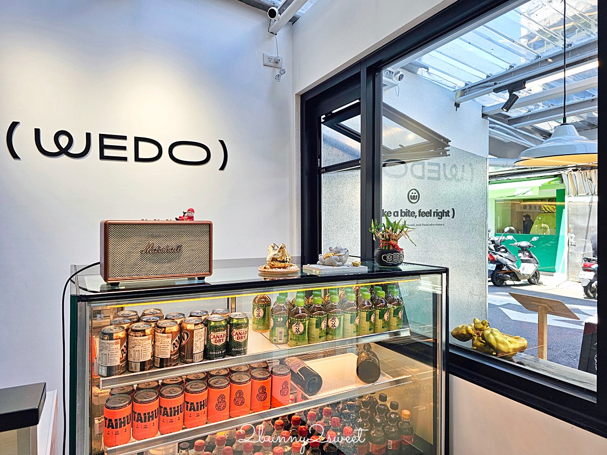 【WEDO | WE-DO burger 溫度漢堡】松山美食推薦！小巨蛋附近必吃燻烤牛胸肉漢堡、手撕肉系漢堡 @兔兒毛毛姊妹花