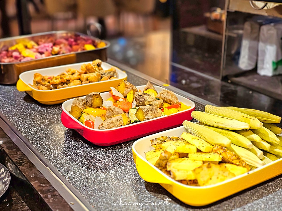 【豐 FOOD 海陸百匯】台北吃到飽推薦：海鮮、牛排、甜點一次吃，價格＆用餐攻略整理 @兔兒毛毛姊妹花
