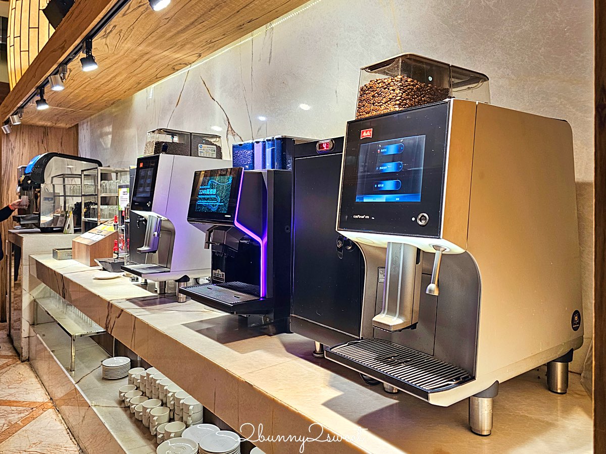 【豐 FOOD 海陸百匯】台北吃到飽推薦：海鮮、牛排、甜點一次吃，價格＆用餐攻略整理 @兔兒毛毛姊妹花