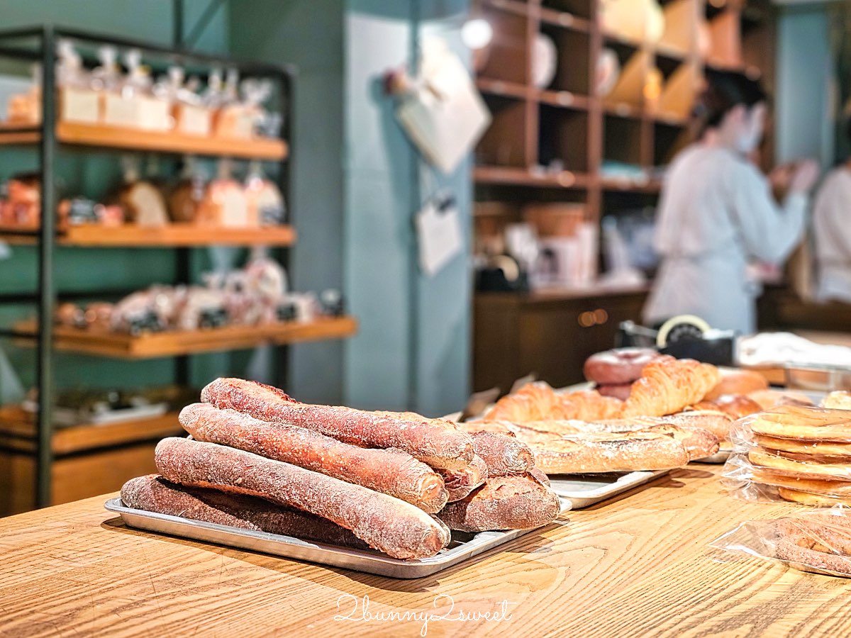 【 The Knot Tokyo Shinjuku 東京新宿諾特酒店】新宿飯店推薦：高CP值設計旅店＋人氣麵包店MORETHAN一次收 @兔兒毛毛姊妹花