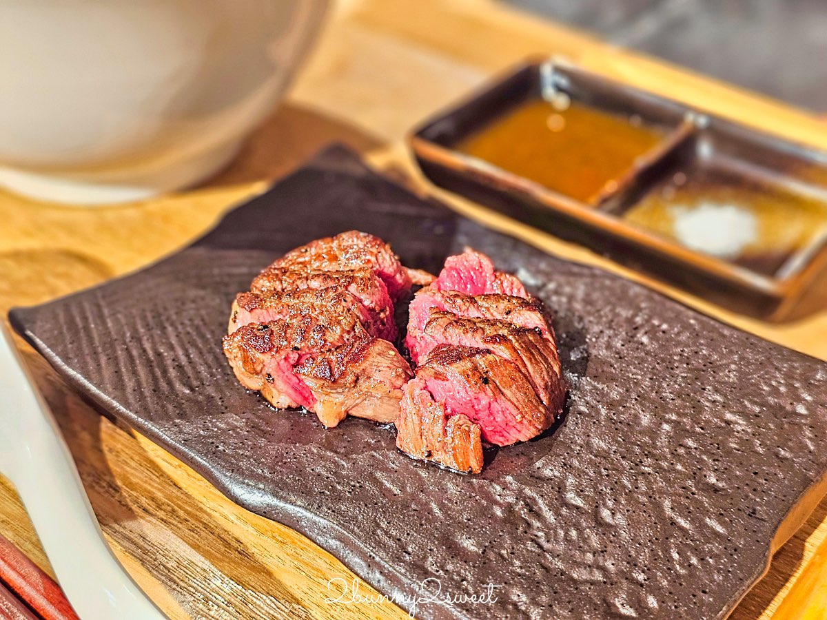 【京都和麵諭吉本舖】河原町美食推薦：&yen;3,500吃A5和牛松露拉麵，現場鐵板火焰秀太狂 @兔兒毛毛姊妹花