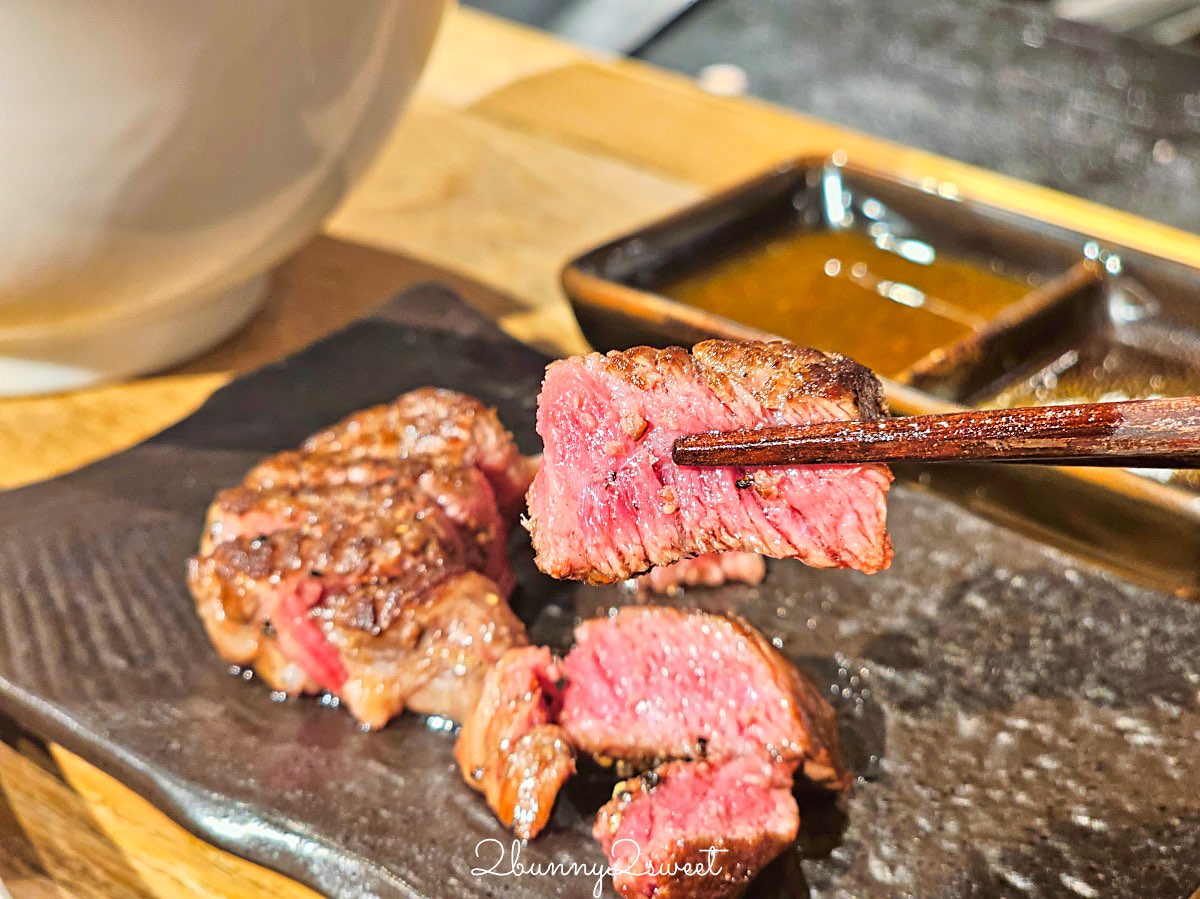 【京都和麵諭吉本舖】河原町美食推薦：&yen;3,500吃A5和牛松露拉麵，現場鐵板火焰秀太狂 @兔兒毛毛姊妹花