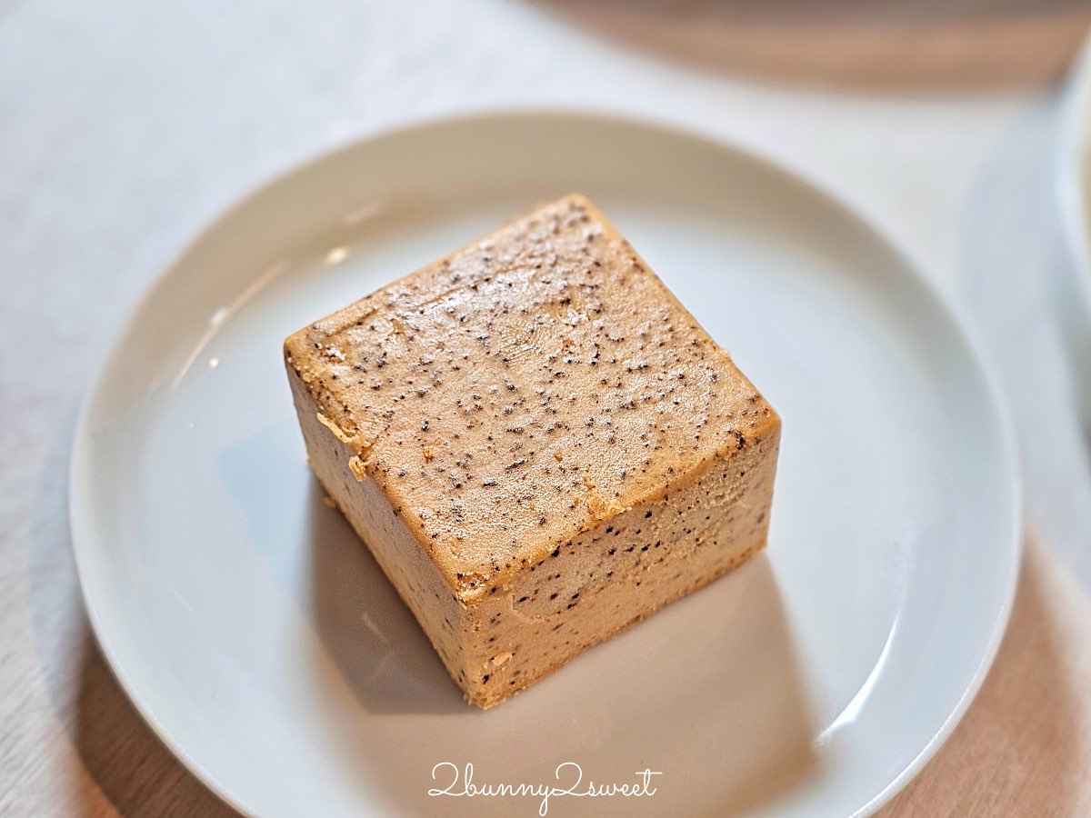 【8%ICE & Cheesecake】永康街咖啡廳：義式冰淇淋＋熟成起司蛋糕，東門站靜謐系甜點店推薦 @兔兒毛毛姊妹花