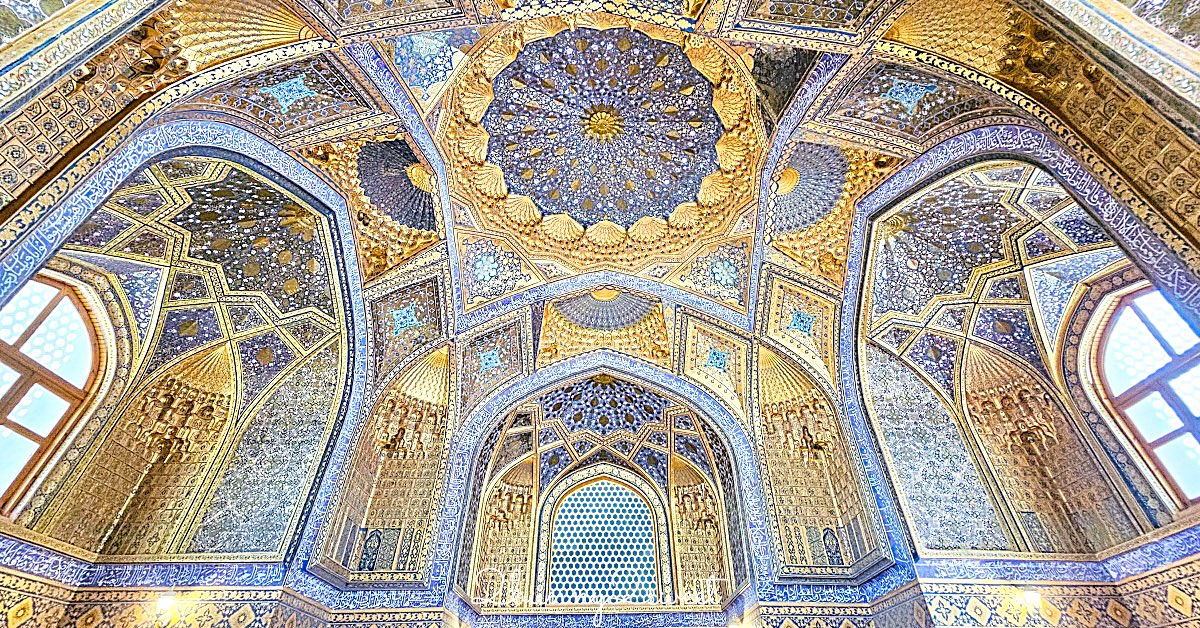 【阿克薩萊陵墓 Aksaray Mausoleum】撒馬爾罕低調外觀卻藏金碧輝煌穹頂，帖木兒時代最驚艷的隱藏版陵墓 @兔兒毛毛姊妹花