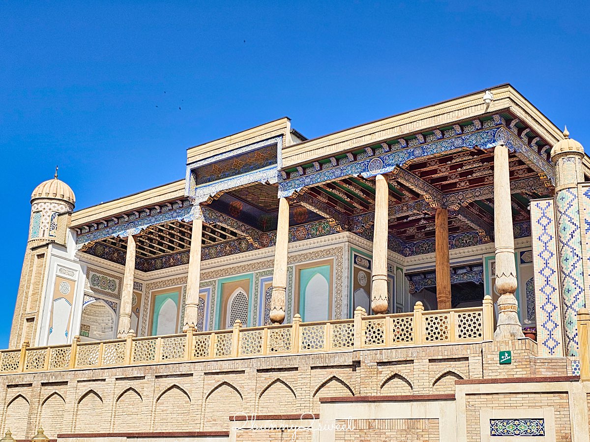 【哈茲拉希茲爾清真寺 Hazrat Khizr Mosque】撒馬爾罕拍比比哈奴清真寺最佳視角，首任總統陵寢也在這 @兔兒毛毛姊妹花