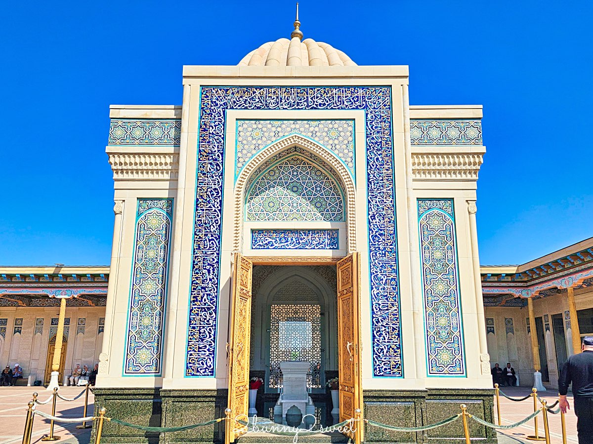 【哈茲拉希茲爾清真寺 Hazrat Khizr Mosque】撒馬爾罕拍比比哈奴清真寺最佳視角，首任總統陵寢也在這 @兔兒毛毛姊妹花
