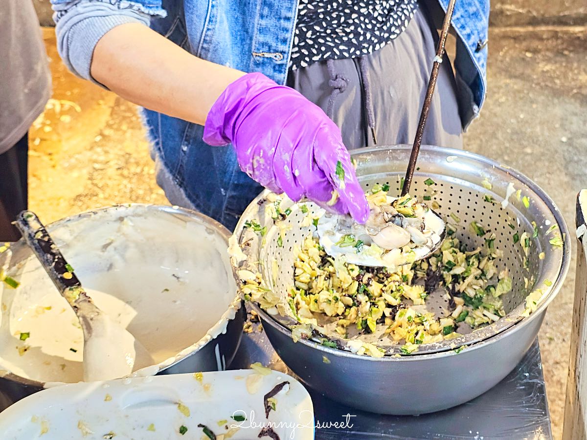 【南方澳最大的蝦餅最多的蝦子】宜蘭蘇澳必吃排隊美食，滿滿鮮蝦超酥脆，蚵嗲、龜山島鹹酥蝦也必點 @兔兒毛毛姊妹花