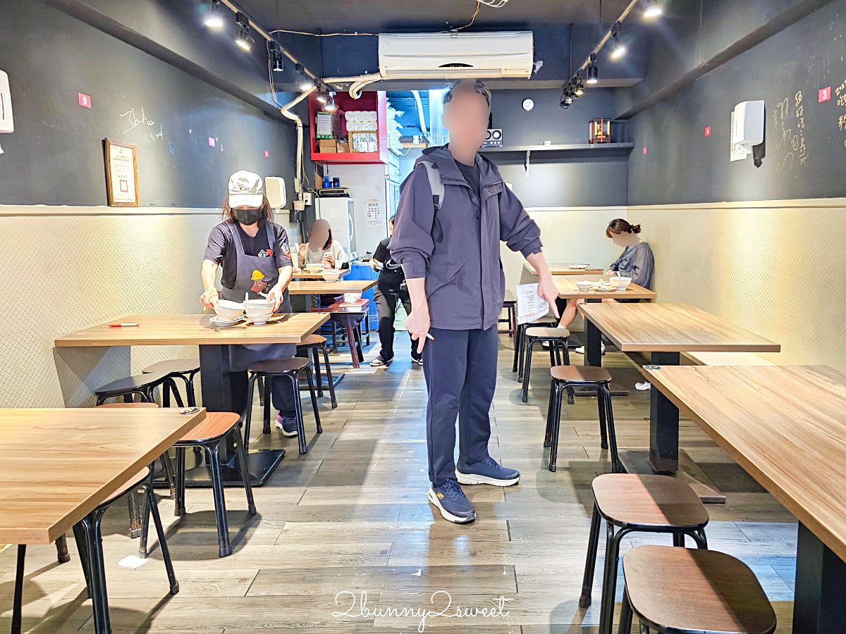 【金香豬腳涼麵】被涼麵耽誤的神級滷腿庫，捷運行天宮站排隊名店 @兔兒毛毛姊妹花