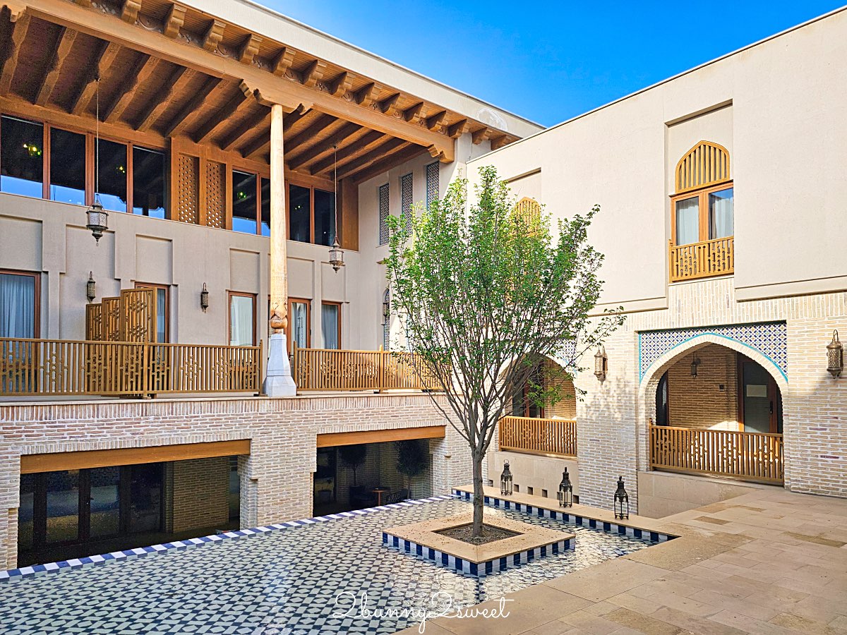 【布哈拉老城美居酒店 Mercure Bukhara Old Town】布哈拉住宿推薦絲路風情的伊斯蘭美學宮殿 @兔兒毛毛姊妹花