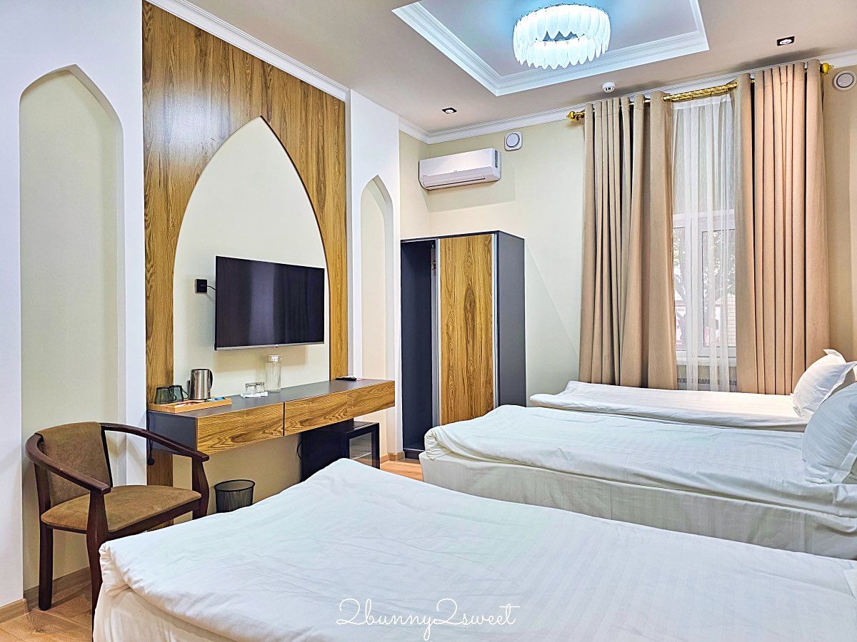 【阿爾坎奇飯店 Arkanchi Hotel】烏茲別克希瓦住宿推薦：古城伊欽&middot;卡拉內牆內高 CP 值景觀飯店 @兔兒毛毛姊妹花
