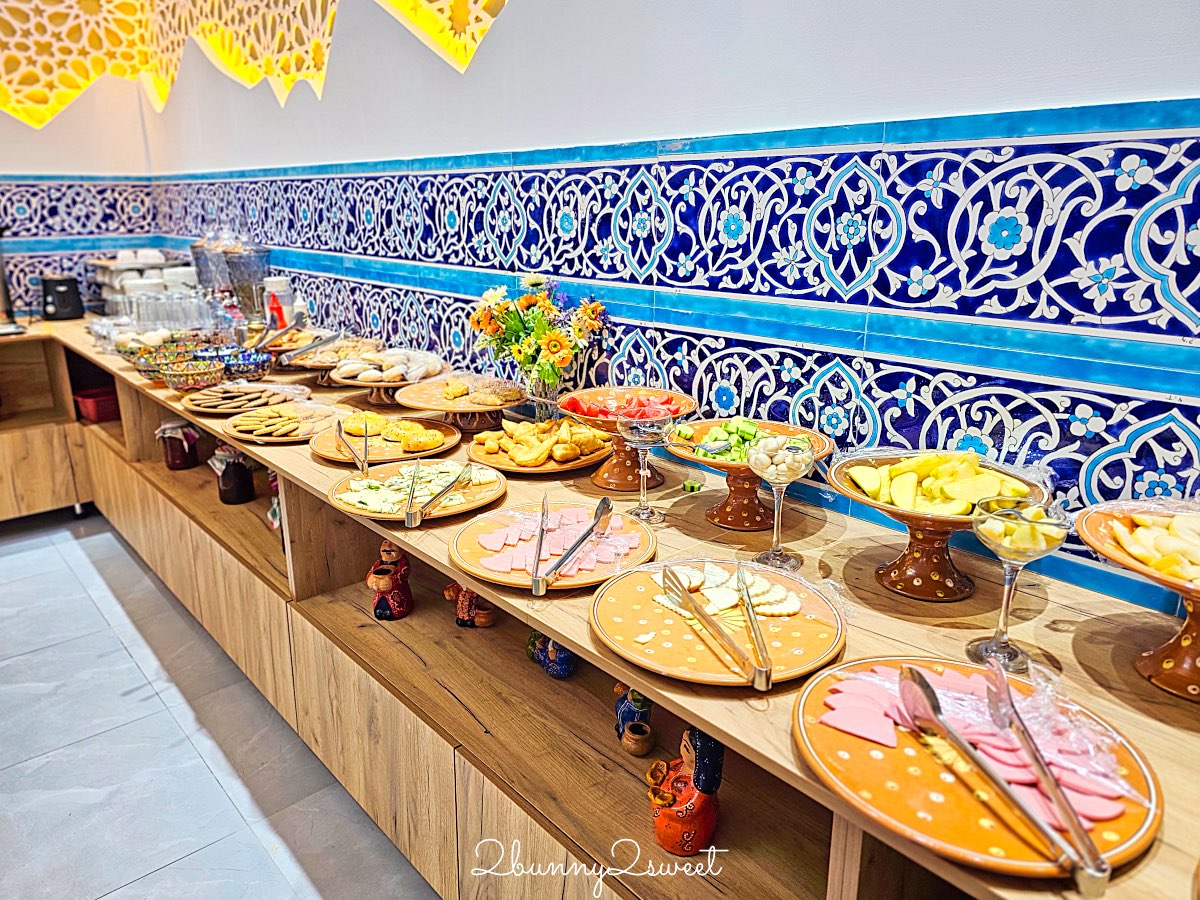【阿爾坎奇飯店 Arkanchi Hotel】烏茲別克希瓦住宿推薦：古城伊欽&middot;卡拉內牆內高 CP 值景觀飯店 @兔兒毛毛姊妹花