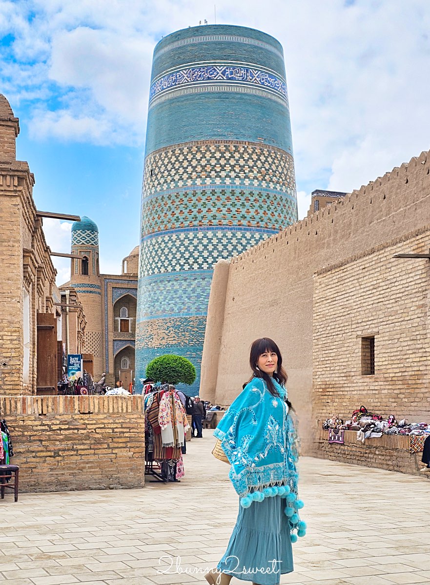 【希瓦卡爾塔米諾宣禮塔 Kalta Minor Minaret】29公尺藍色矮塔、未完成卻最經典的中亞地標 @兔兒毛毛姊妹花