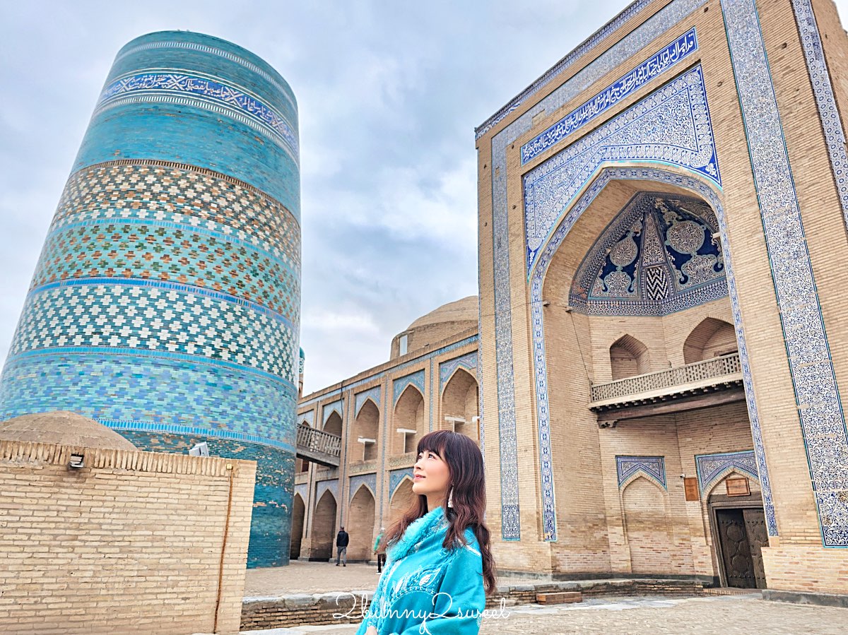 【希瓦卡爾塔米諾宣禮塔 Kalta Minor Minaret】29公尺藍色矮塔、未完成卻最經典的中亞地標 @兔兒毛毛姊妹花
