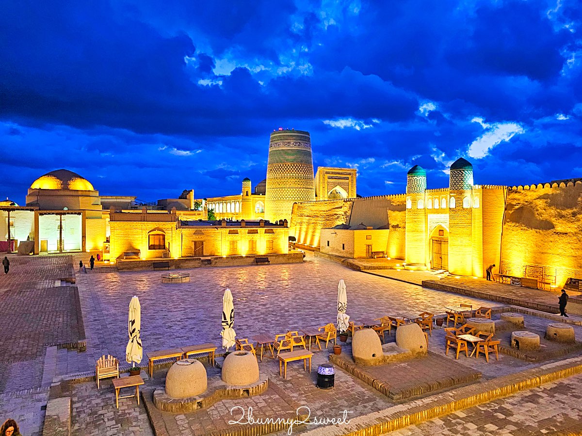 【Terrassa Cafe & Restaurant】希瓦古城最強景觀餐廳！欣賞矮宣禮塔與古城的VIP露台座位 @兔兒毛毛姊妹花