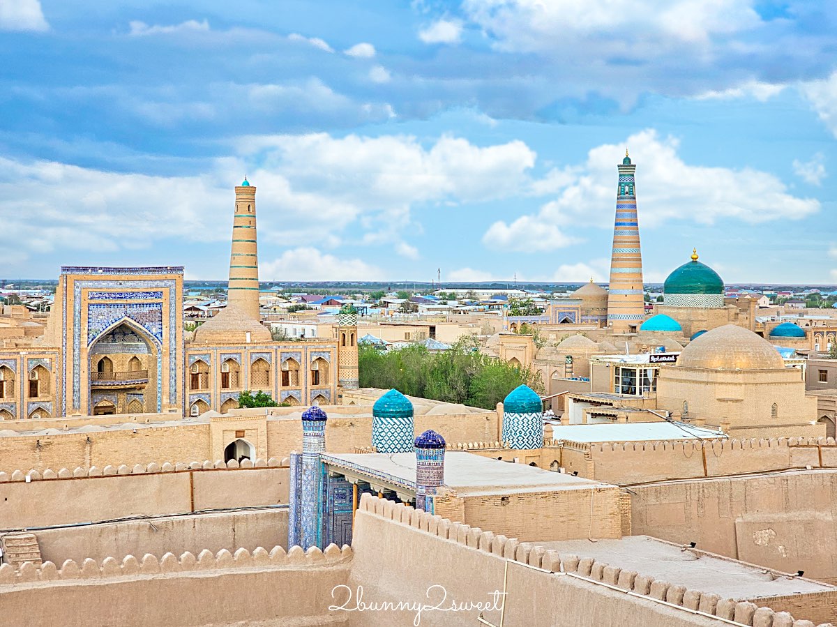 【希瓦可汗舊堡 Konya Ark】走進希瓦汗國王宮，登上【阿克謝赫博博瞭望台 Ak Sheikh-bobo Tower】俯瞰古城藍色天際線 @兔兒毛毛姊妹花