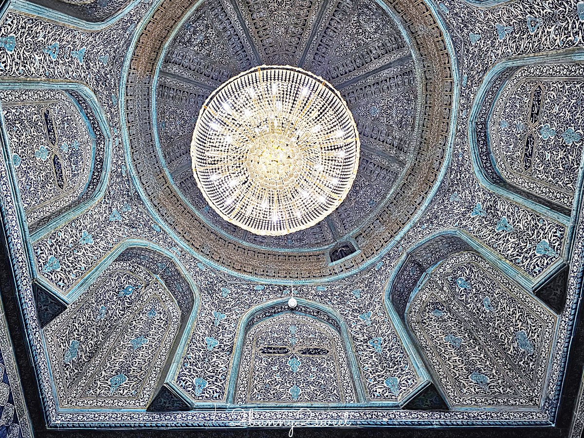 【帕拉萬&middot;馬哈穆德陵墓 Pakhlavan Makhmud Mausoleum】希瓦古城最美綠色圓頂，走進絕美滿版青花瓷磚空間 @兔兒毛毛姊妹花