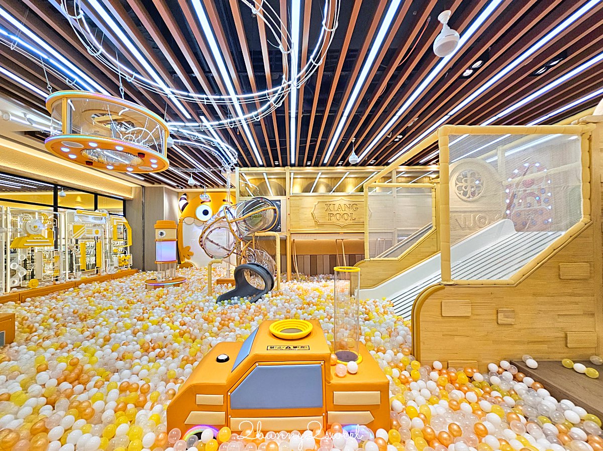 新莊宏匯廣場【享樂園 ENJOY in JOY】150坪質感室內親子樂園，一票玩整天！球池、沙坑、家家酒、水科學實驗室超放電 @兔兒毛毛姊妹花
