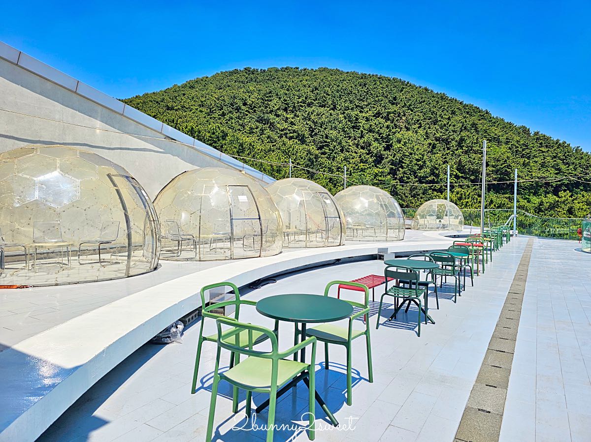 釜山松島咖啡廳》EL16.52 坐擁絕美松島海上纜車第一排，岩南公園旁得獎海景咖啡廳 @兔兒毛毛姊妹花