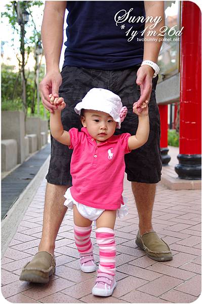 [小兔。1Y1M+] 中正紀念堂獵鴿&#038;台北植物園賞荷 @兔兒毛毛姊妹花