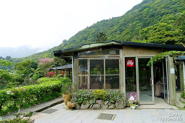 [兔兒遊台北。1Y10M+] 春の湯花小旅行(4)~綠山谷 Cafe 午茶 &#038; 漫步頂湖海芋田 @兔兒毛毛姊妹花