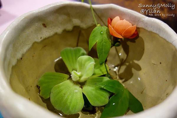 [宜蘭。美食] 客人城懷舊餐廳～無菜單懷舊料理 @兔兒毛毛姊妹花