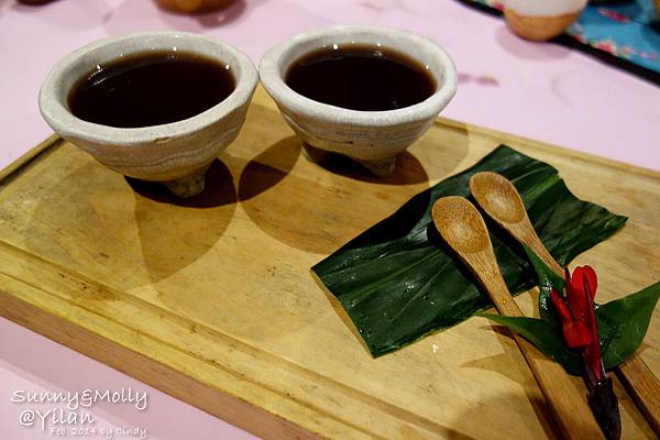 [宜蘭。美食] 客人城懷舊餐廳～無菜單懷舊料理 @兔兒毛毛姊妹花