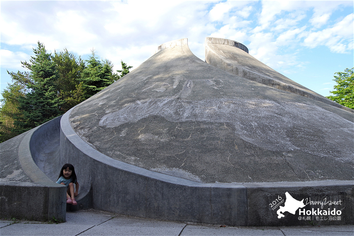 [北海道|親子|自駕] モエレ沼公園 (MOERENUMA PARK)～幾何造型遊樂設施 x 設計感綠化公園～札幌親子景點｜溜滑梯公園｜免費景點 @兔兒毛毛姊妹花