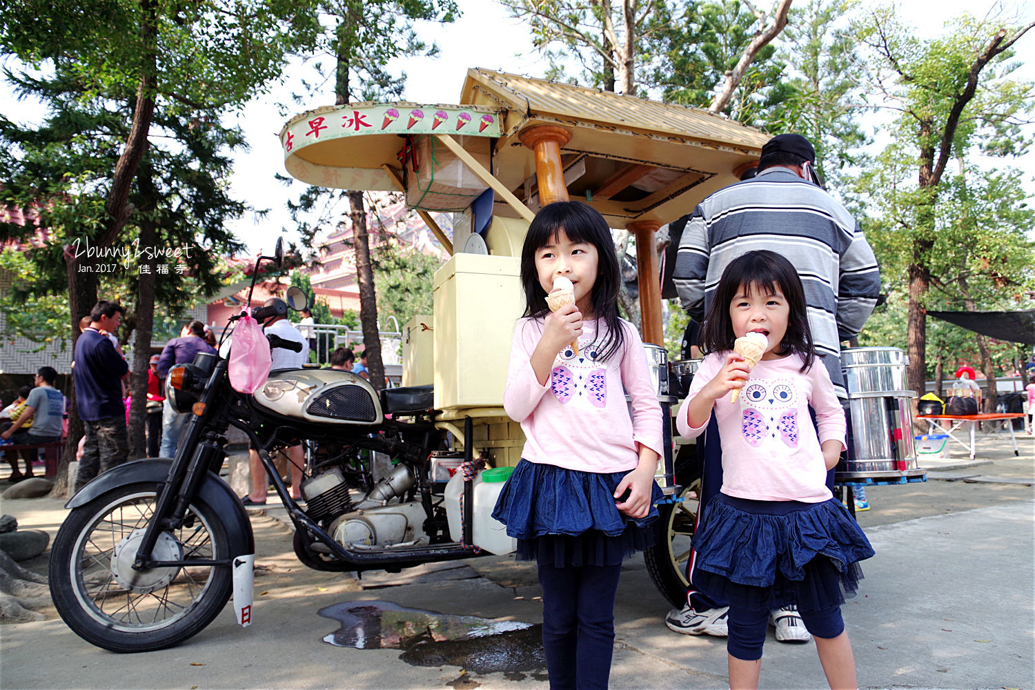 台南親子景點》全台最歡樂的寺廟～佳福寺 慈幼兒童樂園～直的、捲的、超長滾輪式多種溜滑梯，還附設烤肉區｜台南免費景點 @兔兒毛毛姊妹花