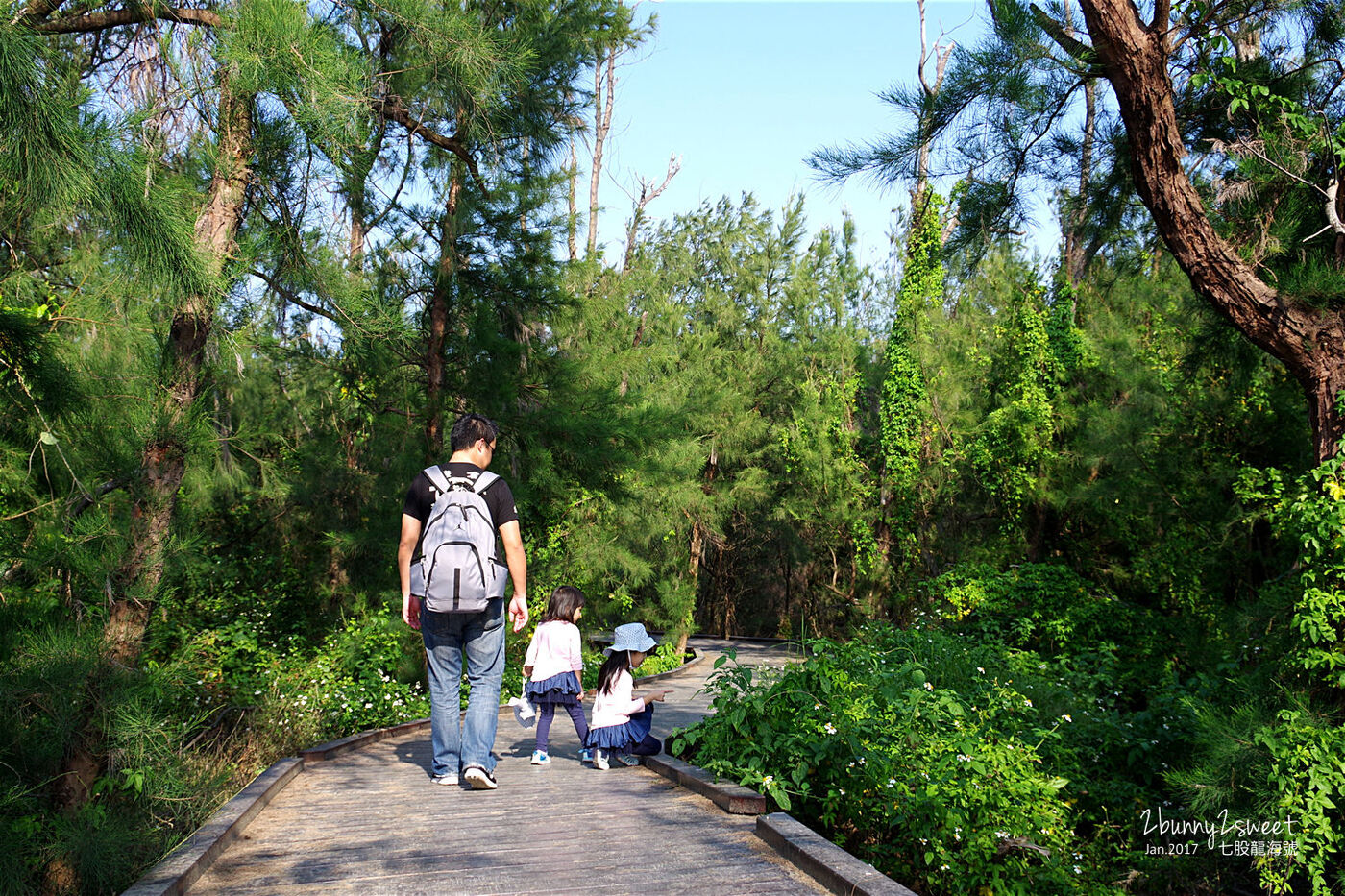 台南親子景點》七股龍海號 探索潟湖生態之旅～搭乘高級膠筏遊潟湖、看生態，看完蚵田直接來個烤蚵放題～精神味蕾都滿足的生態之旅 @兔兒毛毛姊妹花