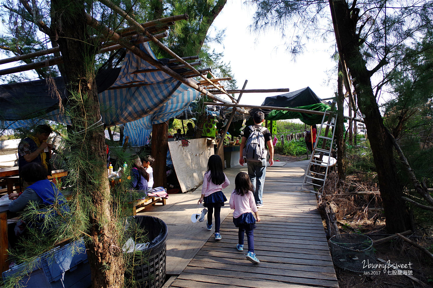 台南親子景點》七股龍海號 探索潟湖生態之旅～搭乘高級膠筏遊潟湖、看生態，看完蚵田直接來個烤蚵放題～精神味蕾都滿足的生態之旅 @兔兒毛毛姊妹花