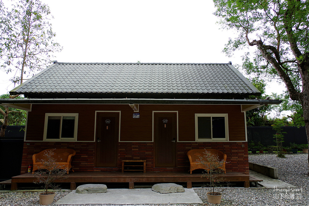 花蓮溫泉民宿》山下的厝～設計感清水模建築 x 禪風日式庭園 x 超大半露天湯池 x 溫暖療癒黃金湯～瑞穗高質感溫泉民宿 @兔兒毛毛姊妹花