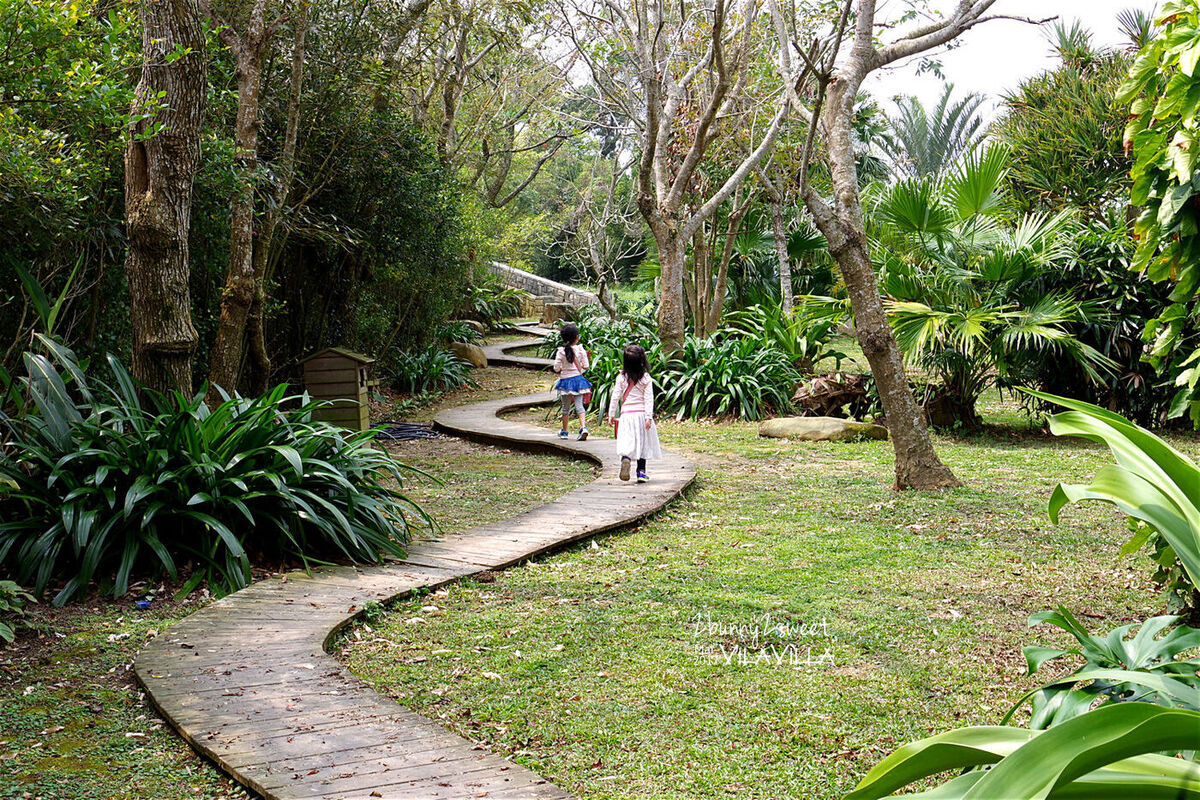 [親子旅遊。苗栗] VilaVilla 魔法莊園~小木屋、翹翹板、溜滑梯、沙坑積木～大人小孩都愛的北歐風森林遊樂場 @兔兒毛毛姊妹花